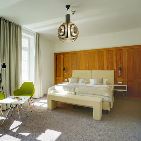 Hotel Weinhaus Uhle Schwerin (Mecklenburg-Vorpommern)