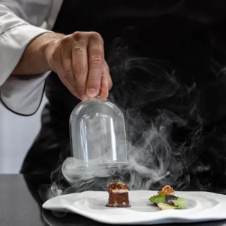 Weinhaus Uhle Hotel 4*