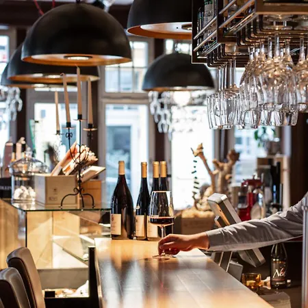 ホテル Weinhaus Uhle